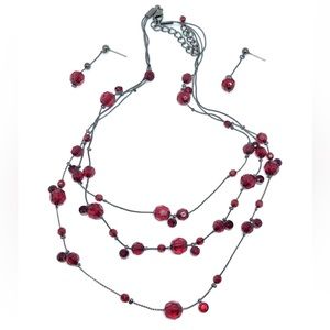 Vintg Wine Red Bead Scarlet Crystal Drop 3 Strand Gunmetal Necklace Earrings Set